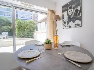 Plan de l'établissement Apartment Cannes Bay-1 by Interhome