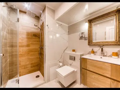 Salle de bains dans l'établissement Cannes Croisette Majestic Miramar