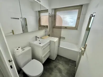 Salle de bains dans l'établissement Branly 3, by Welcome to Cannes