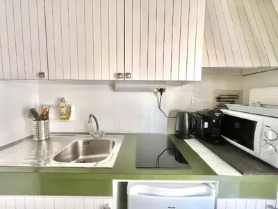 Cuisine ou kitchenette dans l'établissement Branly 3, by Welcome to Cannes