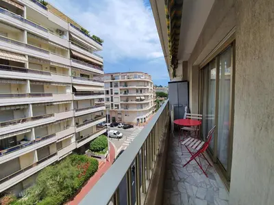Balcon ou terrasse dans l'établissement Branly 3, by Welcome to Cannes