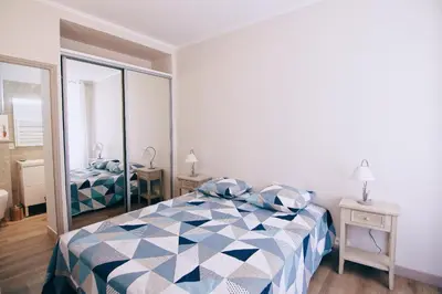 Un ou plusieurs lits dans un hébergement de l'établissement Au cœur du vieil Antibes