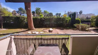 Balcon ou terrasse dans l'établissement CANNES STUDIO - wifi, clim