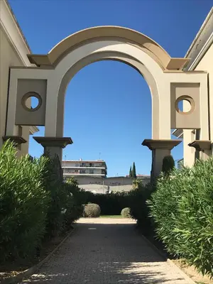 Plan de l'établissement Juan Flore: Calme absolu à 100m de la plage