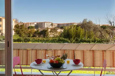 Balcon ou terrasse dans l'établissement Les Jasmins Apartment