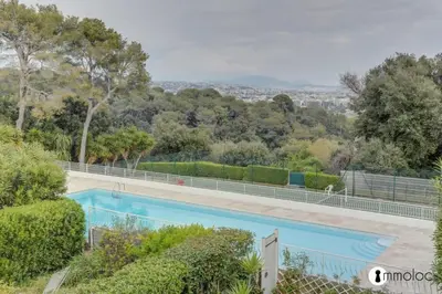 Piscine de l'établissement Air-conditioned house in residence with swimming pool and tennis court ou située à proximité