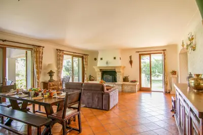 Coin salon dans l'établissement Villa Eden
