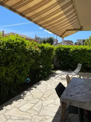 Jardin de l'établissement Les Ondes - Terrasse RdC Villa Calme Parking Proche Plage