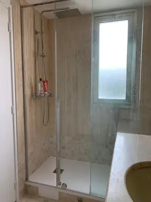 Salle de bains dans l'établissement ROOFTOP CROISETTE/ALEXANDRE III