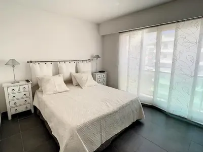 Un ou plusieurs lits dans un hébergement de l'établissement Appartements de Standing Cannes Centre