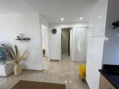Plan de l'établissement Cannes Centre, T2 moderne rénové, balcon clim&Wifi
