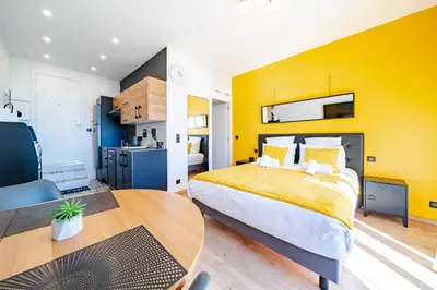 Cuisine ou kitchenette dans l'établissement Studio de la plage - Mer, Terrasse et garage