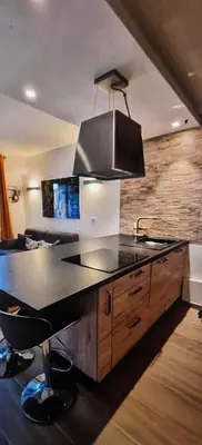 Cuisine ou kitchenette dans l'établissement Résidence de Vacances avec Piscine & Transat, à 2 minutes des plages - Bât n2