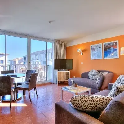 Appartement Port Prestige - terrasse - piscine - parking