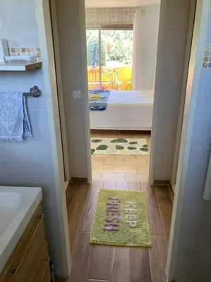 Un ou plusieurs lits dans un hébergement de l'établissement Hello Côte d'Azur - Spacieux 2 pièces au calme à 5 min des plages