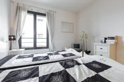 Un ou plusieurs lits dans un hébergement de l'établissement Cannes centre 2mins from beach stunning 3-Bed Apt