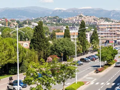 Vue générale sur la montagne ou vue sur la montagne depuis l'appartement