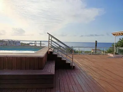 Balcon ou terrasse dans l'établissement Résidence L'Iliade Appartement à 5 mn des plages Vue mer Parking gratuit