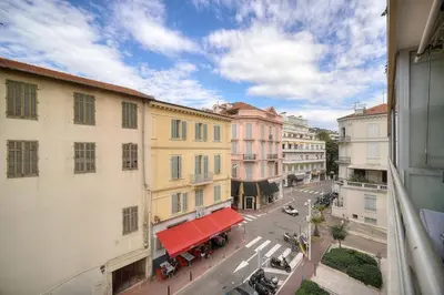 Quartier de l'appartement ou autre quartier proche