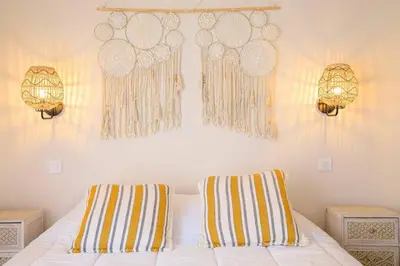 Un ou plusieurs lits dans un hébergement de l'établissement Le Bain De Soleil - Le Bain De Soleil 5 star Two bedroom apartment