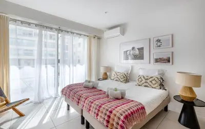 Un ou plusieurs lits dans un hébergement de l'établissement Agence des Résidences - Appartements privés du 45 CROISETTE - Superieur