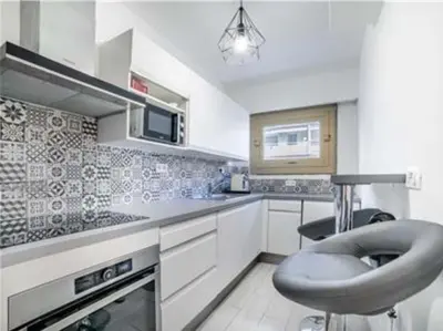 Cuisine ou kitchenette dans l'établissement Majestic
