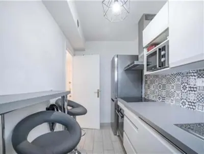 Cuisine ou kitchenette dans l'établissement Majestic