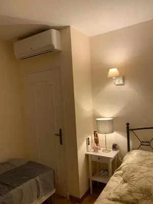 Un ou plusieurs lits dans un hébergement de l'établissement Cap d Antibes, Salis beach , 2 bedrooms , free parking