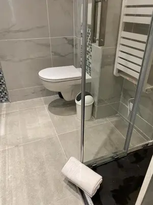 Salle de bains dans l'établissement Appartement Bellarosa