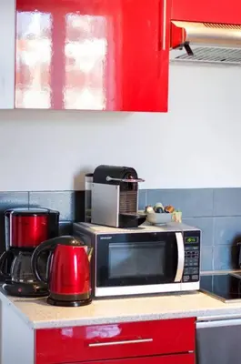 Cuisine ou kitchenette dans l'établissement Lovely one bedroom apartment Gambetta Cannes