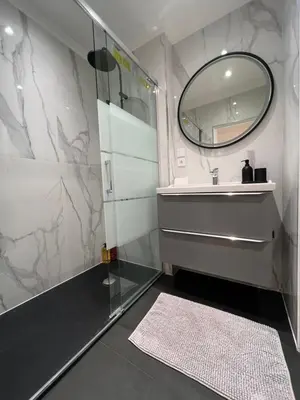Salle de bains dans l'établissement Cosy 2 bedrooms apartment Croisette