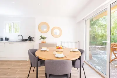 Plan de l'établissement SERRENDY COUP DE COEUR ! 3p avec jacuzzi à pieds de la Croisette !