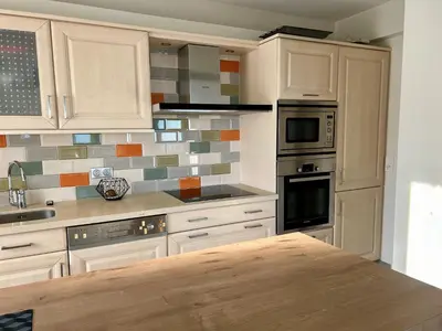 Cuisine ou kitchenette dans l'établissement Bella vista luxe 2 chambres