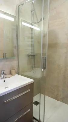 Salle de bains dans l'établissement Proche Carlton & Croisette, Appartement 101 - Palmazur Vacances
