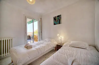 Un ou plusieurs lits dans un hébergement de l'établissement IMMOGROOM - Fully equipped - Terrace with sea view - AC