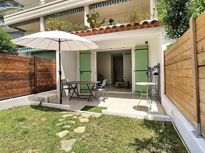 Plan de l'établissement Beautiful 1 bedroom with garden on the Croisette 254