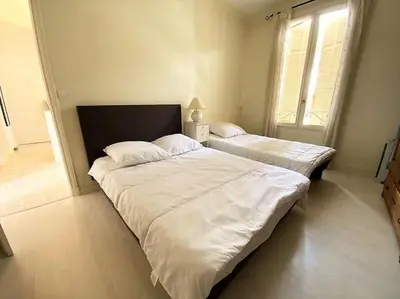 Un ou plusieurs lits dans un hébergement de l'établissement C043-Agréable 3 Pièces proche Croisette et plages