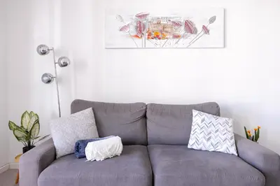 Coin salon dans l'établissement Cannes centre apartment with a balcony