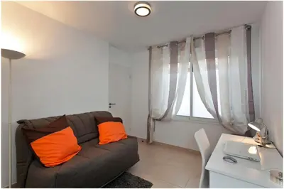 Coin salon dans l'établissement REF 912 - Cannes Center - Apartment for rent