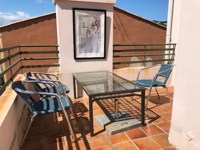 Balcon ou terrasse dans l'établissement 2 pièces 2 terrasses 100 m Croisette très clair.