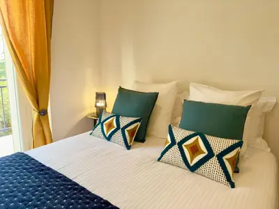 Un ou plusieurs lits dans un hébergement de l'établissement Superbe 3 pièces - 2 chambres avec Terrasse, 4 mn Palais
