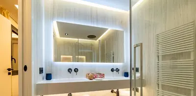 Salle de bains dans l'établissement Palm croisette front de mer1