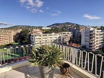 Vue générale sur la montagne ou vue sur la montagne depuis l'appartement