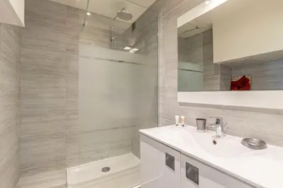 Salle de bains dans l'établissement Beautiful apartment with balcony - Center Cannes