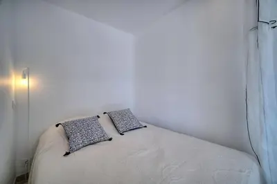 Un ou plusieurs lits dans un hébergement de l'établissement REF 1745 - Cannes Center - Studio for rent