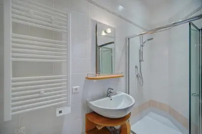 Salle de bains dans l'établissement REF 1320 - Cannes Center - Apartment for rent
