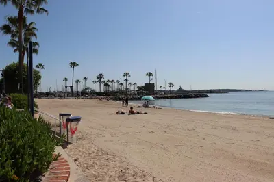 Plage de l'appartement ou située à proximité