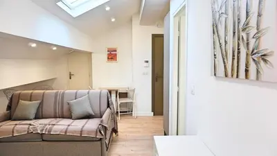 Coin salon dans l'établissement Proche Carlton & Croisette, Appartement 401 - Palmazur Vacances