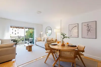 Coin salon dans l'établissement Super Californie YourHostHelper