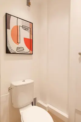 Salle de bains dans l'établissement Super Californie YourHostHelper